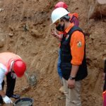 Tingkatkan Perekonomian, Kalatiku Letakkan Batu Pertama Pembangunan Jembatan Sangkona  di Hulu Sungai Sa’dan