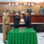 DPRD Toraja Utara Tetapkan APBD TA.2021 Sebesar Rp1,152 Triliun