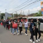 Budayakan Kesehatan, STIKES Toraja gelar Jalan Santai sambil Pungut Sampah di Jalan