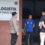 Kapolres Toraja Utara Cek Keamanan Logistik Pemilu di Gudang KPU
